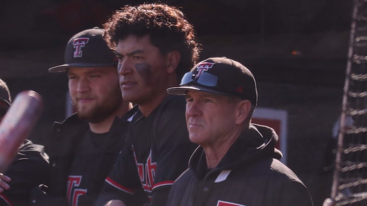 Head coach Tim Tadlock 