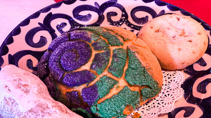 Pan Dulces at Mi Tierra San Antonio, photo by Cristine Struble