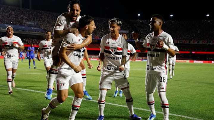 São Paulo bate o Cruzeiro e volta a vencer no Brasileirão 2026