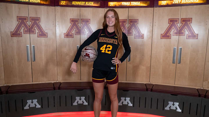 Kylee Paben on her official visit with the Gophers last week.