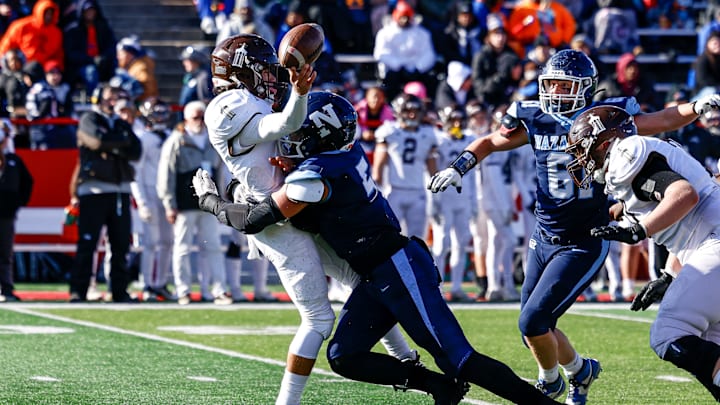 Nazareth Academy defensive end Gabe Kaminski