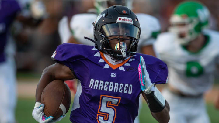 The Martinsburg Bulldogs are the defending West Virginia Class AAA state champions. They kick off their season on August 30 at home against Ballou. 