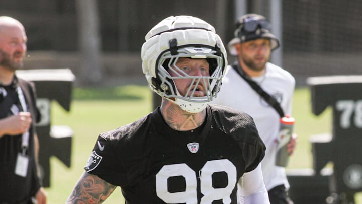 Las Vegas Raiders DE Maxx Crosby