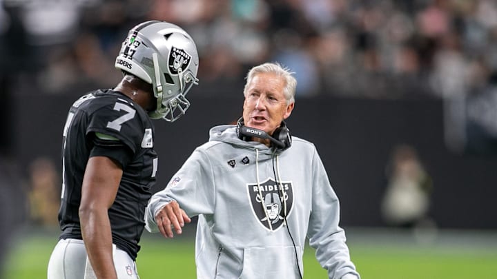 Geno Smith Reflects on Shedeur Sanders, Raiders' Struggles