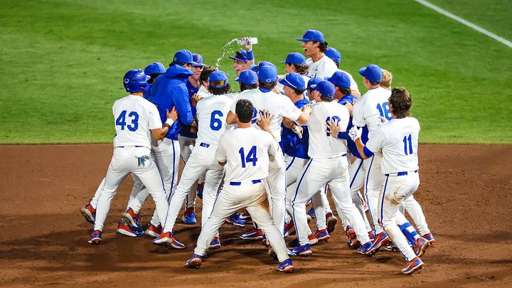 The Florida Gators have flipped a top-100 prospect in the 2026 recruiting class. The Florida Gators have flipped a top-100 prospect in the 2026 recruiting class.