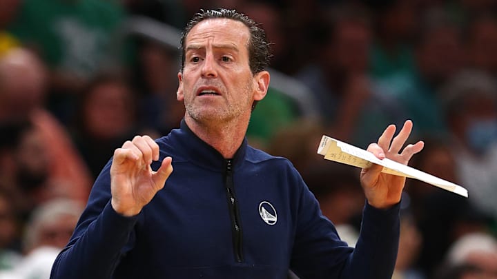 Kenny Atkinson se queda en los Warriors 