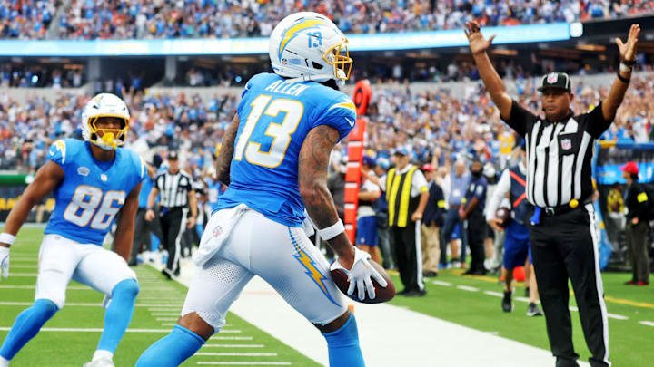 Chargers wide receiver Keenan Allen (13) catches a TD against the Broncos at SoFi Stadium.