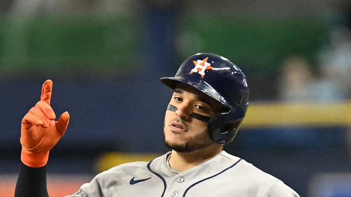 Sep 11, 2026; St. Petersburg, Florida, USA;  Houston Astros catcher Yainer Diaz (21) reacts after hitting a single in the second inning against the Tampa Bay Rays at Tropicana Field.  Mandatory Credit: Jonathan Dyer-Imagn Images