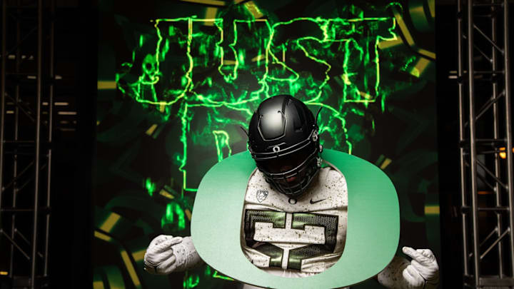 Four-star defensive lineman Tomuhini Topui on his visit to Oregon.