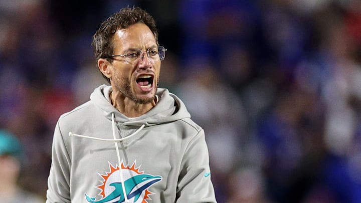 Miami Dolphins v Buffalo Bills