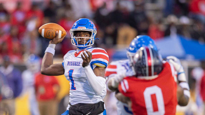 Noxubee County's Kamario Taylor (1) looks for an opening against Choctaw County during the MHSAA 3A championship game in Hattiesburg, Miss., Thursday, Dec. 5, 2024.