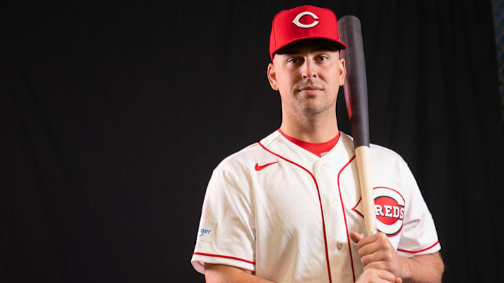 Cincinnati Reds infielder Nathaniel Lowe (31) poses for a portrait during the Cincinnati Reds picture day, Tuesday, Feb. 17, 2026, at the Cincinnati Reds player development complex in Goodyear, Ariz. Cincinnati Reds infielder Nathaniel Lowe (31) poses for a portrait during the Cincinnati Reds picture day, Tuesday, Feb. 17, 2026, at the Cincinnati Reds player development complex in Goodyear, Ariz.