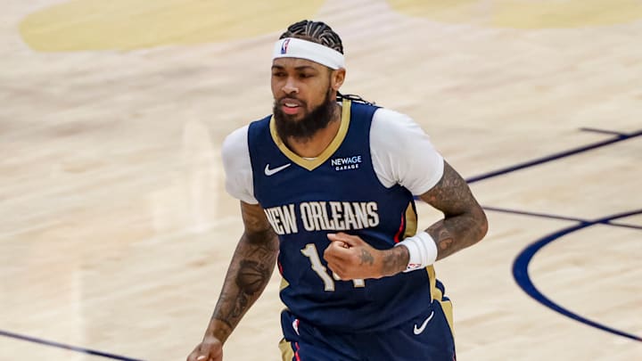 Phoenix Suns v New Orleans Pelicans