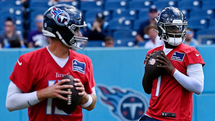 Tennessee Titans quarterbacks Tim Boyle and Cam Ward