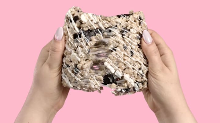 Crumbl Cookies & Cream Krispy Bar - credit: Crumbl