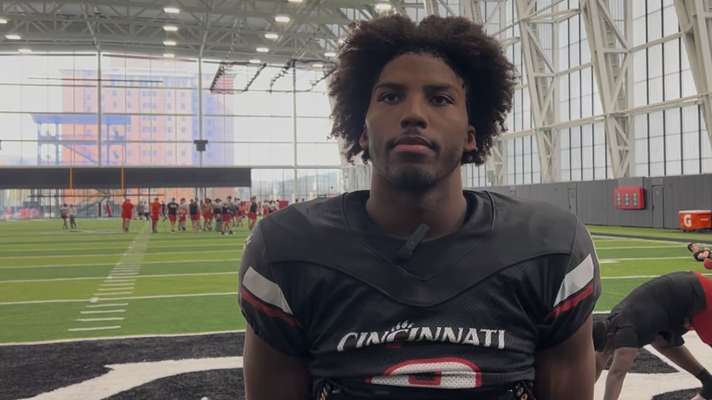 Top Cincinnati Defender Antwan Peek Jr. 'Loving' Position Change as 2026 Spring Football Continues