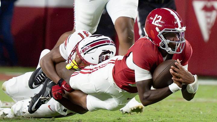 Sep 26, 2026; Tuscaloosa, AL, USA; South Carolina defensive back Peyton Williams (31) brings down Alabama quarterback Keelon Russell (12) at Saban Field at Bryant Denny Stadium. Mandatory Credit: Gary Cosby Jr.-Tuscaloosa News Sep 26, 2026; Tuscaloosa, AL, USA; South Carolina defensive back Peyton Williams (31) brings down Alabama quarterback Keelon Russell (12) at Saban Field at Bryant Denny Stadium. Mandatory Credit: Gary Cosby Jr.-Tuscaloosa News