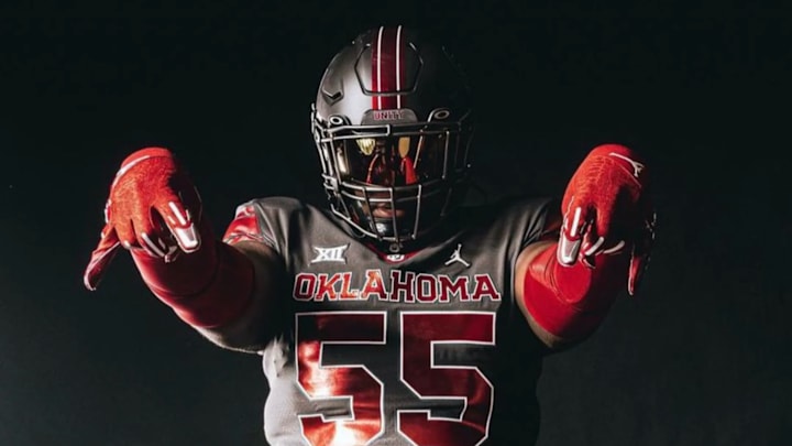 Oklahoma offensive lineman Eugene Brooke 