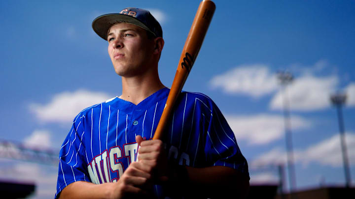 All-state baseball player of the year, Fort Cobb-Broxton's Eli Willits was drafted first overall by the Nationals and will make his Topps debut in Bowman Draft 2025. 