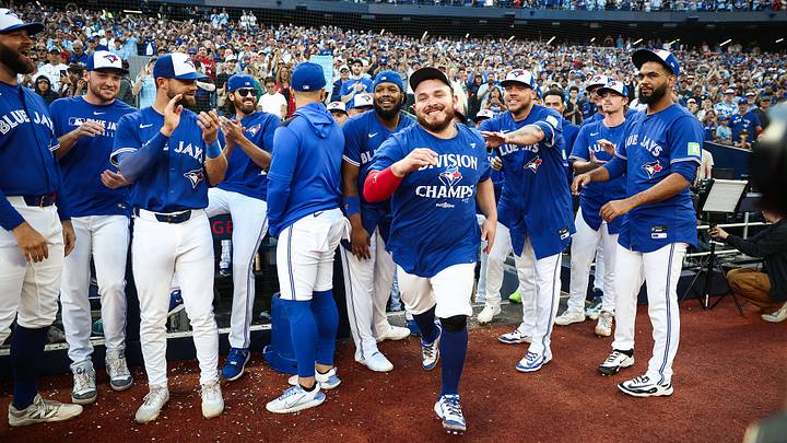 Alejandro Kirk fue un elemento imprescindible para que los Blue Jays conquistaran la División Este de la Liga Americana Alejandro Kirk fue un elemento imprescindible para que los Blue Jays conquistaran la División Este de la Liga Americana