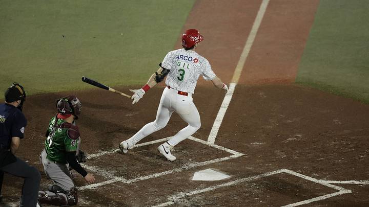 En un duelo inédito para la Serie del Carine, los combinados de México Rojo y México Verde se enfrentarán en la final del torneo. En un duelo inédito para la Serie del Carine, los combinados de México Rojo y México Verde se enfrentarán en la final del torneo.