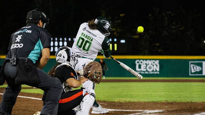 Rachel García, la estrella de las Bravas de León, representará a las locales en el primer Home Run Derby en la historia de la LMS