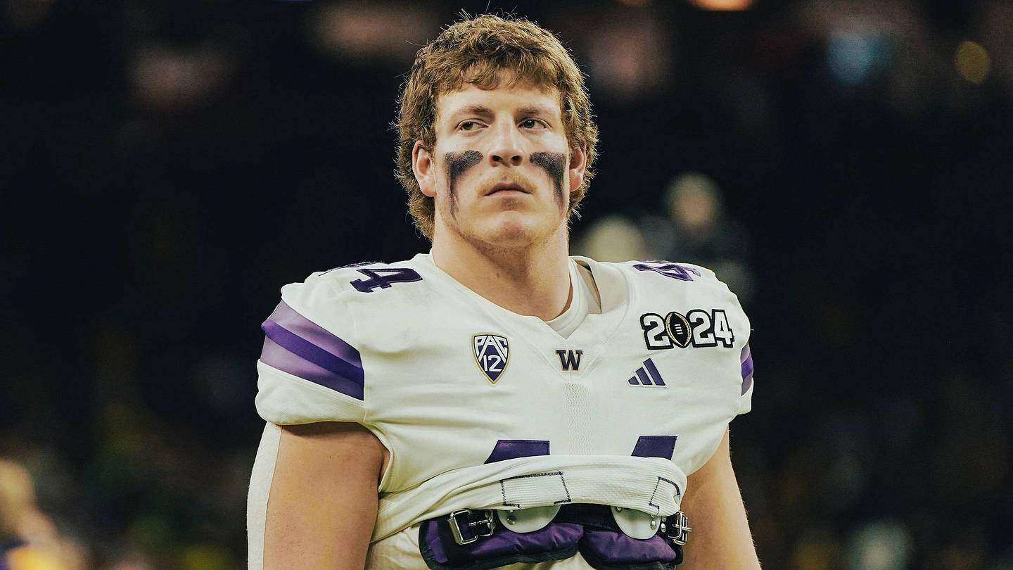 Ex-Husky Walk-On Hartineaux Orders Serving Of Rice