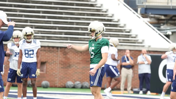 Georgia Tech QB Alberto Mendoza Georgia Tech QB Alberto Mendoza