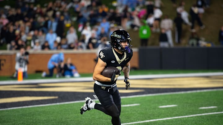 Wake Forest wide receiver Carlos Hernandez 