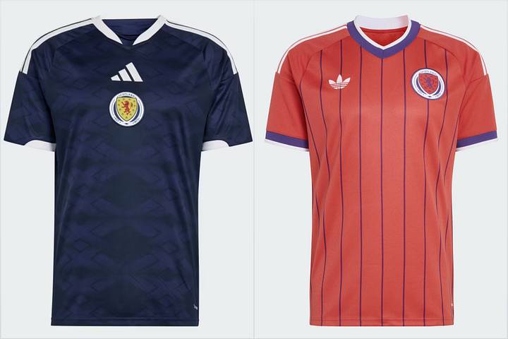 Scotland's World Cup home and away jerseys. ชุดเหย้าและชุดเยือนของสกอตแลนด์ในฟุตบอลโลก