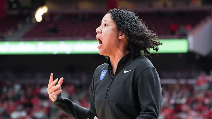 Duke Blue Devils head coach Kara Lawson Duke Blue Devils head coach Kara Lawson