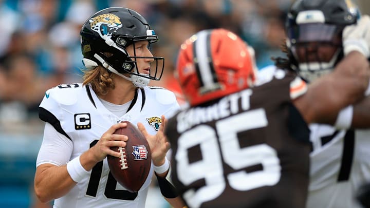 Jacksonville Jaguars quarterback Trevor Lawrence (16) looks to pass during the first quarter of an NFL football matchup Sunday, Sept. 15, 2024 at EverBank Stadium in Jacksonville, Fla. [Corey Perrine/Florida Times-Union]