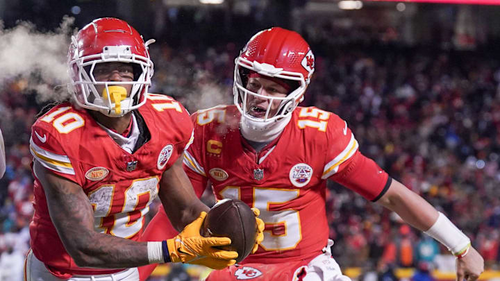 Kansas City Chiefs running back Isiah Pacheco (10).