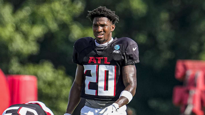 Jul 29, 2025; Atlanta, GA, USA; Atlanta Falcons cornerback Dee Alford (20) shown on the field during practice at training camp at IBM Performance Field. Mandatory Credit: Dale Zanine-Imagn Images
