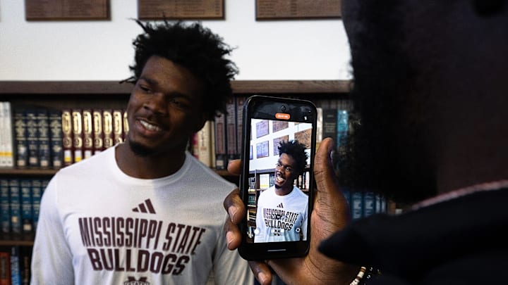 Lo'Kavion Jackson, a three-star safety at Mosley High School in Panama City, Fla., talks with the News Herald after committing to Mississippi State University on National Signing Day Dec. 4, 2024. Lo'Kavion Jackson, a three-star safety at Mosley High School in Panama City, Fla., talks with the News Herald after committing to Mississippi State University on National Signing Day Dec. 4, 2024.
