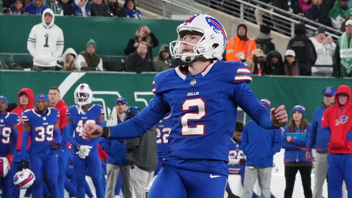 East Rutherford, NJ -- October 14, 2024 -- Tyler Bass of Buffalo hitting the winning field goal in the second half. The Buffalo Bills came to MetLife Stadium to play the NY Jets. East Rutherford, NJ -- October 14, 2024 -- Tyler Bass of Buffalo hitting the winning field goal in the second half. The Buffalo Bills came to MetLife Stadium to play the NY Jets.