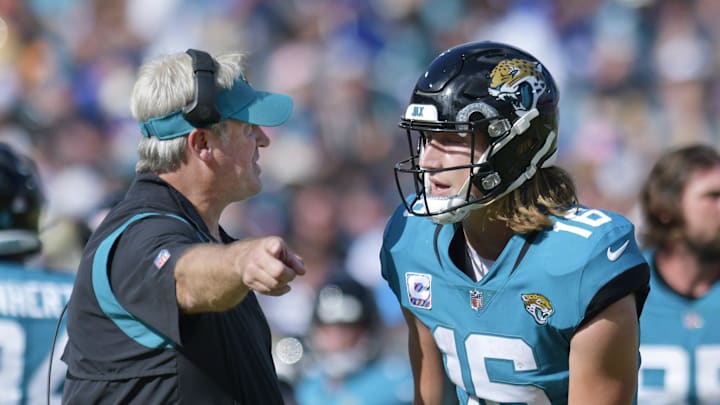 Jacksonville Jaguars head coach Doug Pederson talks with Jacksonville Jaguars quarterback Trevor Lawrence (16) at TIAA Bank Field in Jacksonville, FL Sunday, October 23, 2022. [Bob Self/Florida Times-Union]