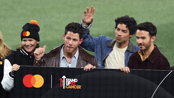 Jonas Brothers at the World Series Jonas Brothers at the World Series