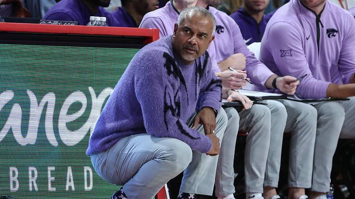 Dec 7, 2024; Queens, New York, USA; Kansas State Wildcats head coach Jerome Tang at Carnesecca Arena. Mandatory Credit: Wendell Cruz-Imagn Images Dec 7, 2024; Queens, New York, USA; Kansas State Wildcats head coach Jerome Tang at Carnesecca Arena. Mandatory Credit: Wendell Cruz-Imagn Images