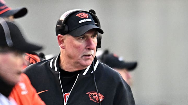 Nov 29, 2025; Pullman, Washington, USA; Oregon State Beavers interim head coach Robb Akey against the Washington State Cougars in the first half at Gesa Field at Martin Stadium. Mandatory Credit: James Snook-Imagn Images