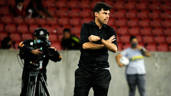 Treinador precisa colocar o Colorado na semifinal do Gauchão