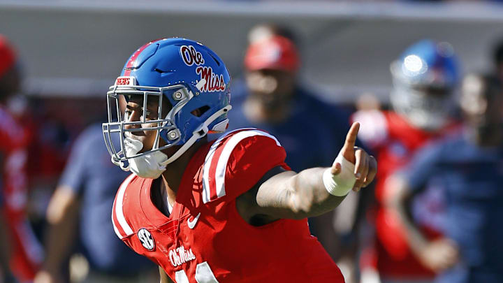 Sep 7, 2024; Oxford, Mississippi, USA; Mississippi Rebels linebacker Chris Paul Jr. (11) gives direction prior to the snap during the first half against the Middle Tennessee Blue Raiders at Vaught-Hemingway Stadium. Mandatory Credit: Petre Thomas-Imagn Images Sep 7, 2024; Oxford, Mississippi, USA; Mississippi Rebels linebacker Chris Paul Jr. (11) gives direction prior to the snap during the first half against the Middle Tennessee Blue Raiders at Vaught-Hemingway Stadium. Mandatory Credit: Petre Thomas-Imagn Images