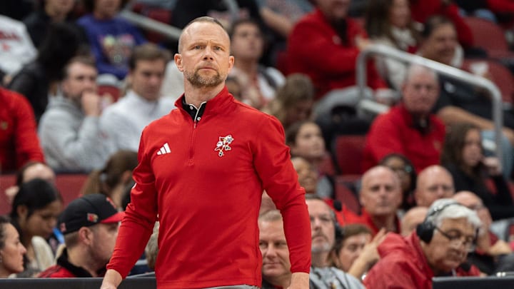 Louisville Cardinals head coach Pat Kelsey watches his team during their game against the Bellarmine Knights on Tuesday, Nov. 19, 2024 at the KFC Yum! Center in Louisville, Ky.