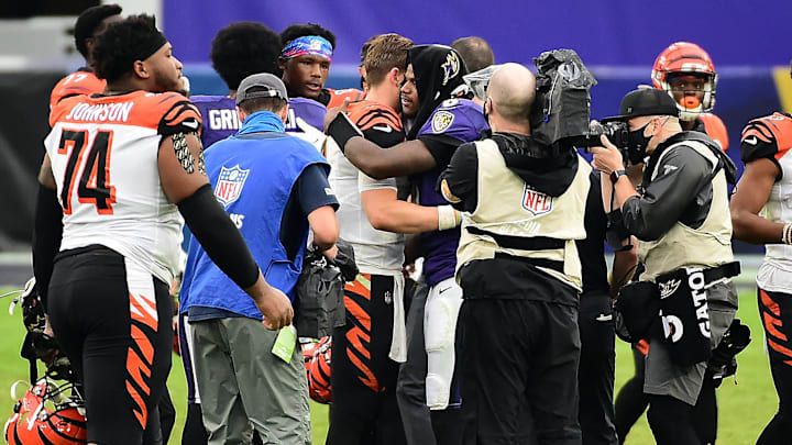 Oct 11, 2020; Baltimore, Maryland, USA; Baltimore Ravens quarterback Lamar Jackson (8) talks to Cincinnati Bengals quarterback Joe Burrow (9) after the game at M&T Bank Stadium. Mandatory Credit: Evan Habeeb-Imagn Images Oct 11, 2020; Baltimore, Maryland, USA; Baltimore Ravens quarterback Lamar Jackson (8) talks to Cincinnati Bengals quarterback Joe Burrow (9) after the game at M&T Bank Stadium. Mandatory Credit: Evan Habeeb-Imagn Images