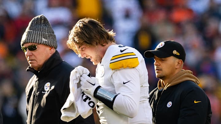 Nov 19, 2023; Cleveland, Ohio, USA; Pittsburgh Steelers quarterback Kenny Pickett (8) walks off the