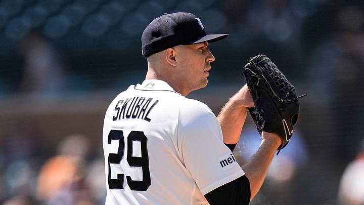 Detroit Tigers pitcher Tarik Skubal (29) throws against Milwaukee Brewers during the first inning at Comerica Park in Detroit on Thursday, April 23, 2026.