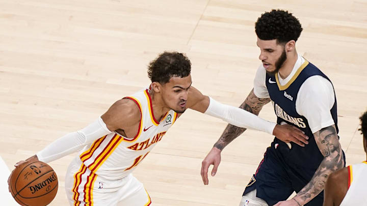 Apr 6, 2021; Atlanta, Georgia, USA; Atlanta Hawks guard Trae Young (11) controls the ball defended by New Orleans Pelicans guard Lonzo Ball (2) during the second half at State Farm Arena. Mandatory Credit: Dale Zanine-Imagn Images Apr 6, 2021; Atlanta, Georgia, USA; Atlanta Hawks guard Trae Young (11) controls the ball defended by New Orleans Pelicans guard Lonzo Ball (2) during the second half at State Farm Arena. Mandatory Credit: Dale Zanine-Imagn Images