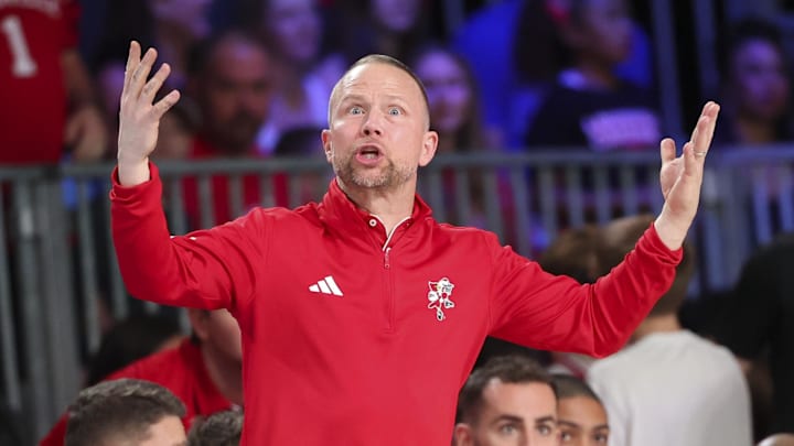 Nov 27, 2024; Paradise Island, Bahamas, BHS; Louisville Cardinals head coach Pat Kelsey reacts during the first half against the Indiana Hoosiers at the Atlantis Resort.  Mandatory Credit: Kevin Jairaj-Imagn Images