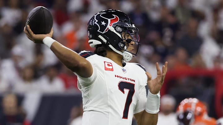 Sep 15, 2024; Houston, Texas, USA; Houston Texans quarterback C.J. Stroud (7) passes against the Chicago Bears in the first quarter at NRG Stadium. Mandatory Credit: Thomas Shea-Imagn Images Sep 15, 2024; Houston, Texas, USA; Houston Texans quarterback C.J. Stroud (7) passes against the Chicago Bears in the first quarter at NRG Stadium. Mandatory Credit: Thomas Shea-Imagn Images