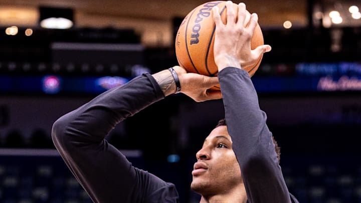 Dec 18, 2025; New Orleans, Louisiana, USA;  Houston Rockets forward Jabari Smith Jr. (10) during warm ups before the game against the New Orleans Pelicans at Smoothie King Center. Mandatory Credit: Stephen Lew-Imagn Images